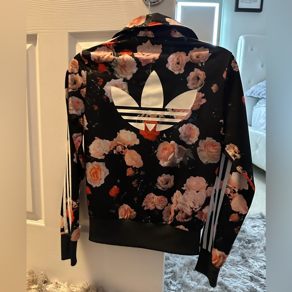 Adidas sweater RARE